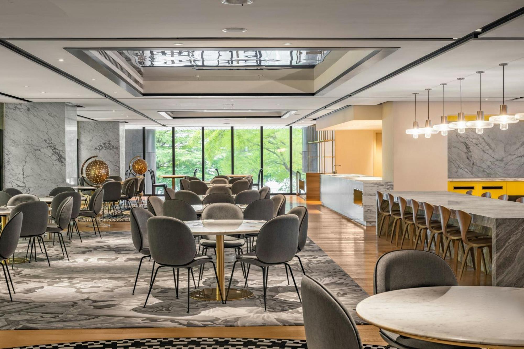 台中李方艾美酒店 外观 照片 The Club at Hong Kong International Airport