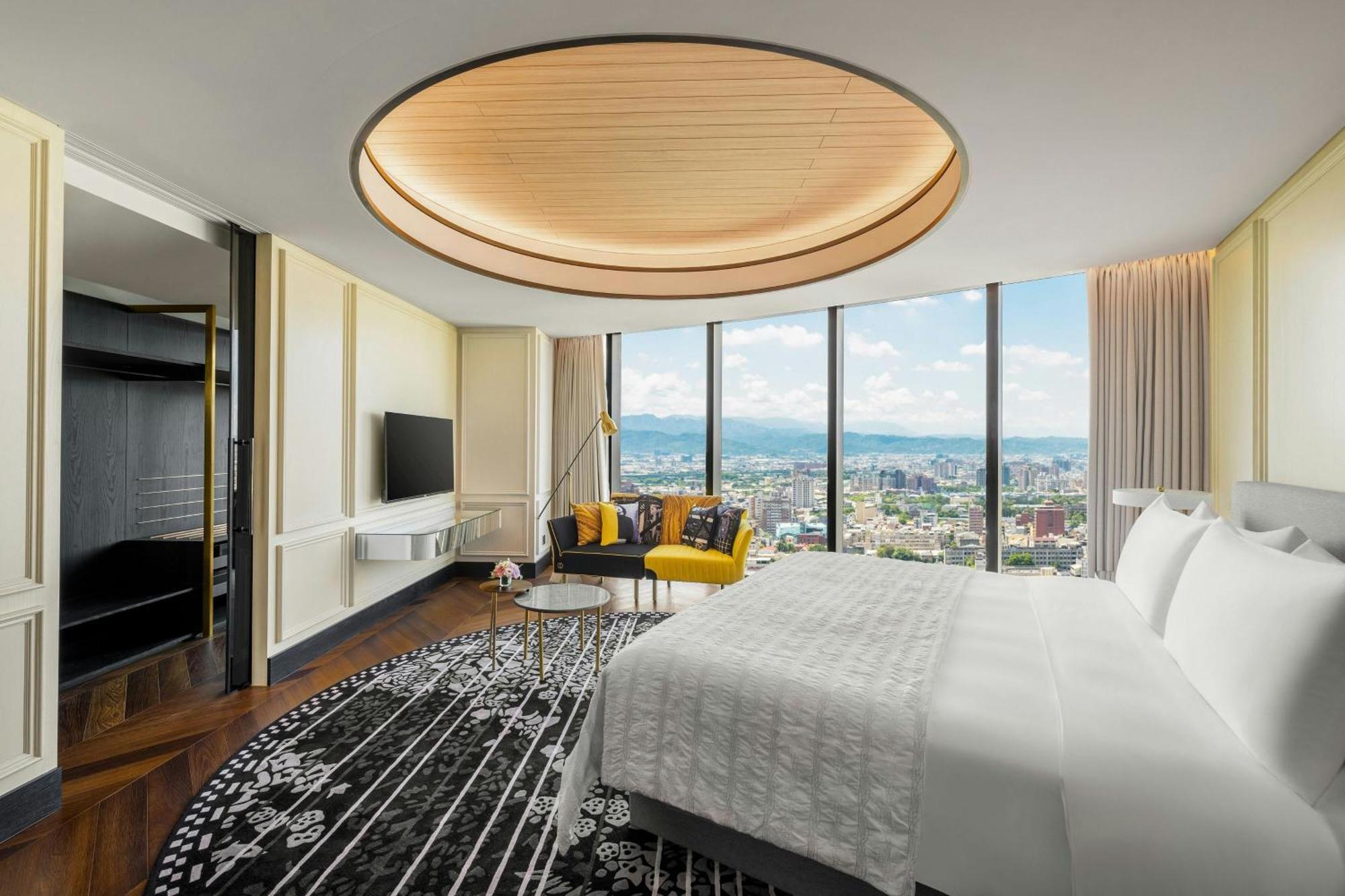 台中李方艾美酒店 外观 照片 Deluxe Suite
